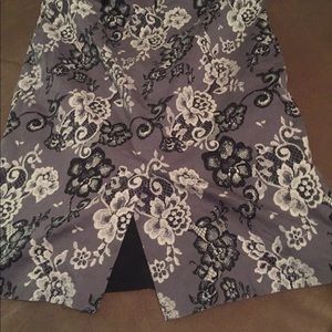 White house| Black Market Pencil Skirt