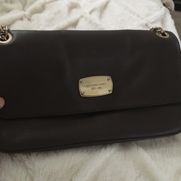 MICHAEL KORS JET SET CHAIN LEATHER FLAP BAG - Picture 2 of 4