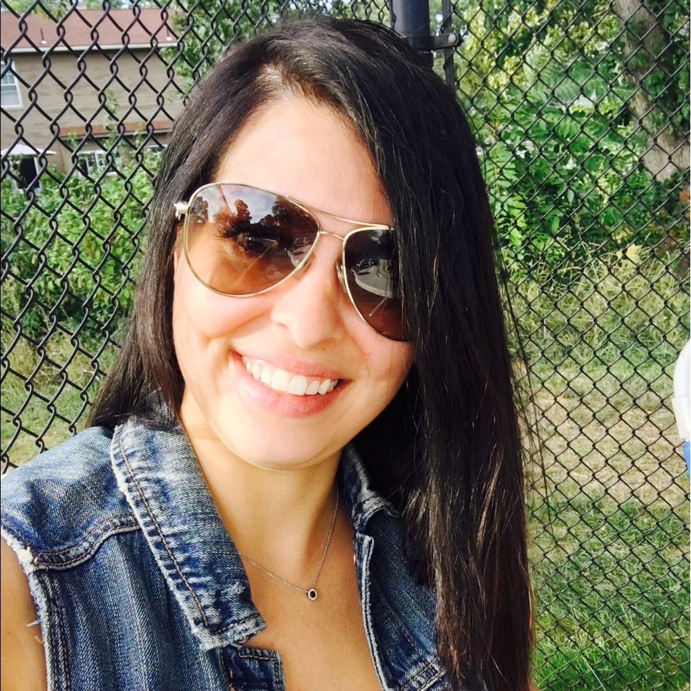 Meet your Posher, Briana