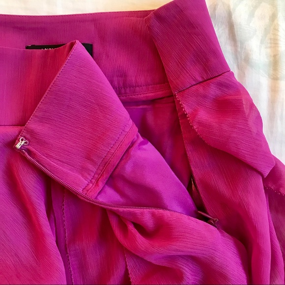 ⚠️mustbundle⚠️Ann Taylor purple skirt - Picture 2 of 5