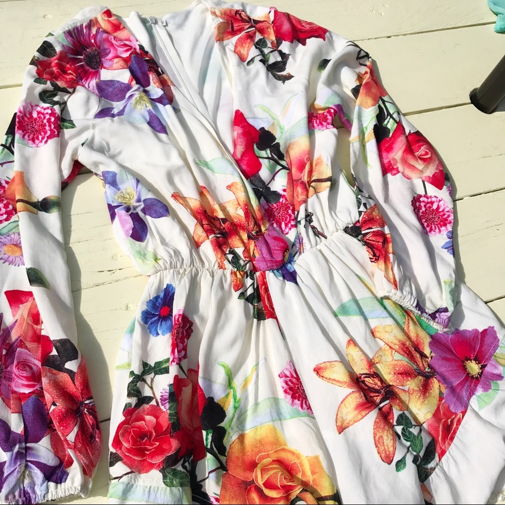 Floral Romper - Picture 3 of 4