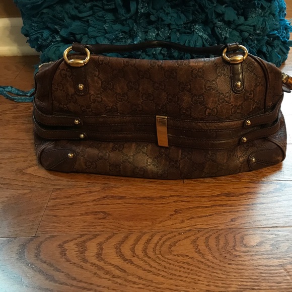 Authentic Gucci Handbag 👜 - Picture 3 of 8
