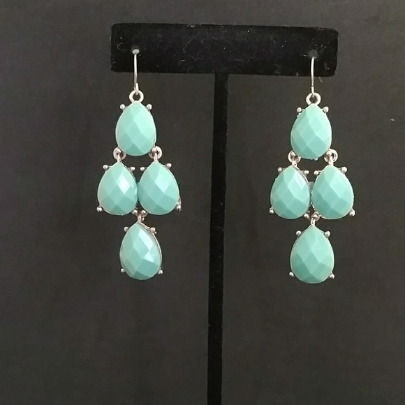 Dangling earrings - Picture 2 of 4