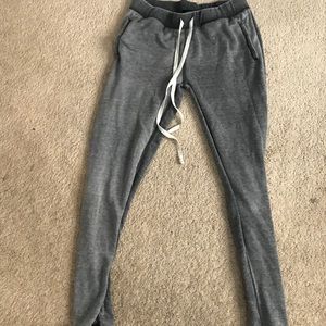 Tillys women's joggers XS