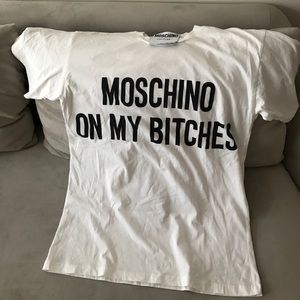 Moschino T-shirt
