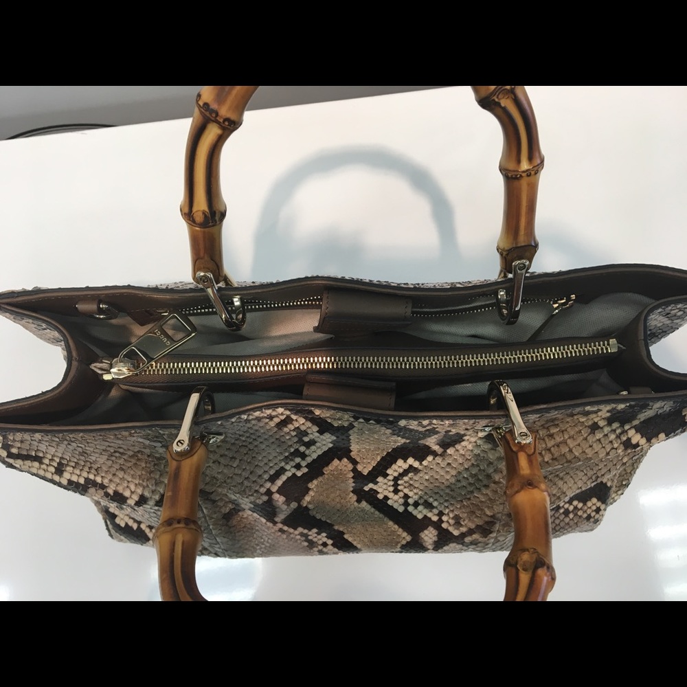 NWT GUCCI Exclusive Snakeskin Purse - Picture 2 of 8