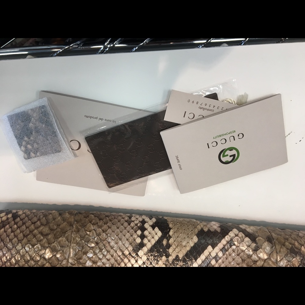 NWT GUCCI Exclusive Snakeskin Purse - Picture 7 of 8