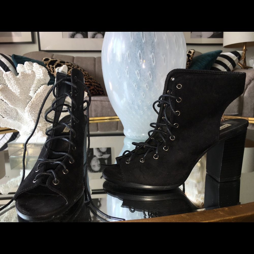 Cape Robbin Black Heels