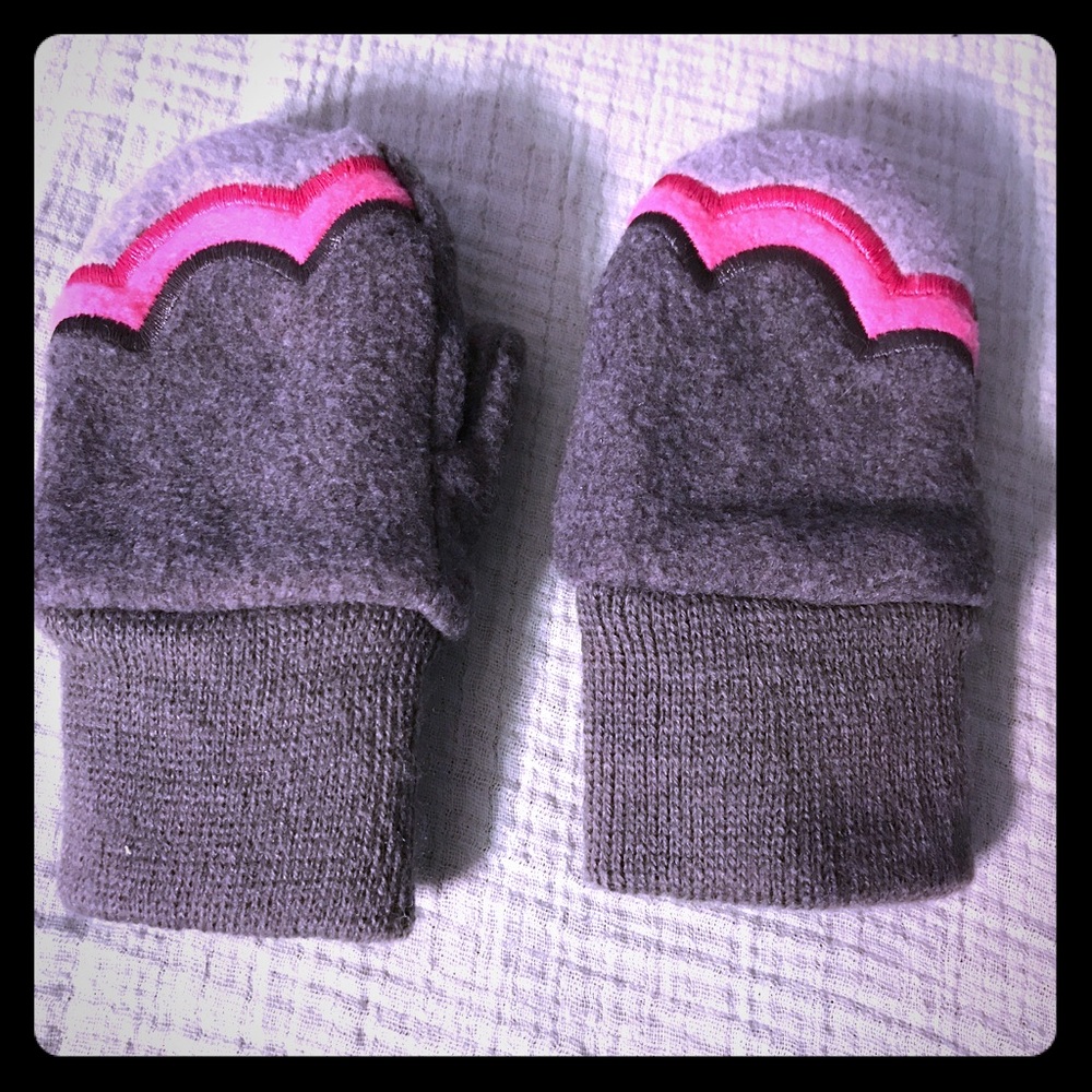 SOLD Mittens