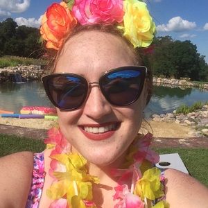 Meet your Posher, Molly