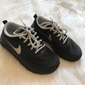 Nike Boys Air Max Thea