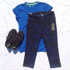 3/$20 | NWT Blue/Black Patterned Capri Leggings