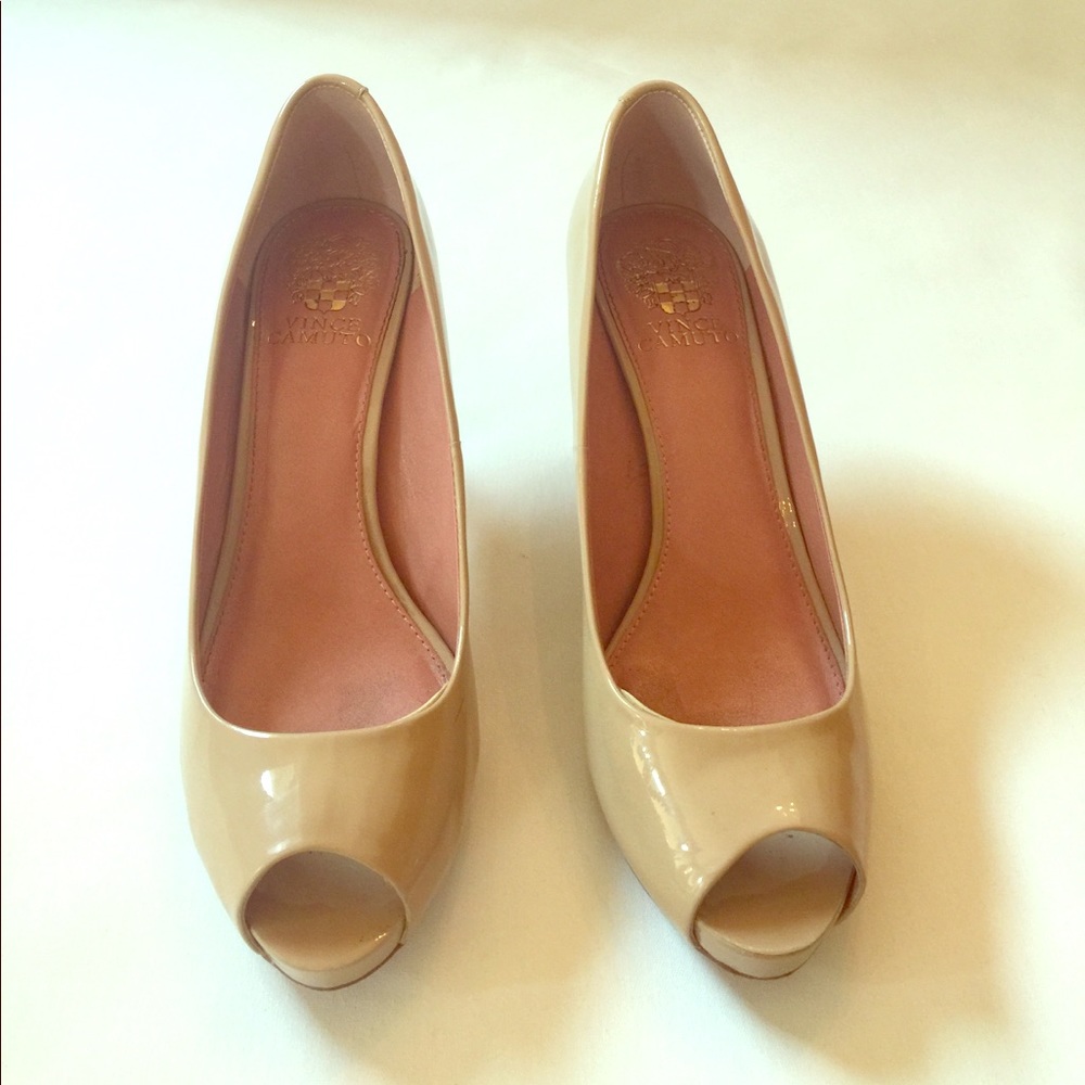 Vince Camuto Kira Nude leather heel size 8