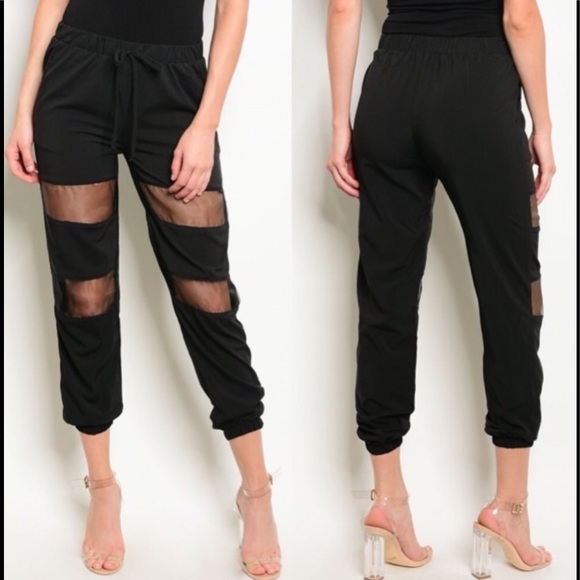 ✌🏻💕Hot cut-out Pants✌🏻💕 - Picture 2 of 2