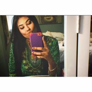 Meet your Posher, Emma