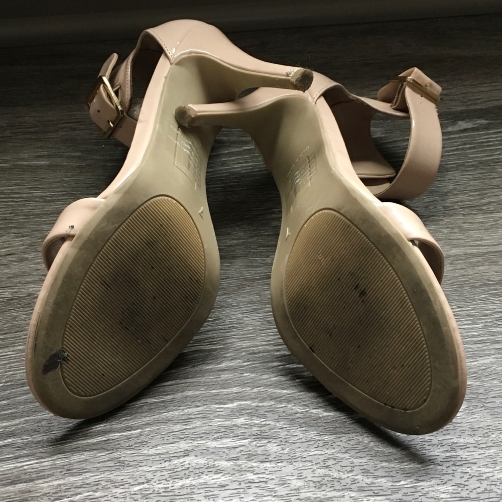 🔥🔥HOST PICK🔥🔥 Nude Sandals 👡👡 - Picture 3 of 3