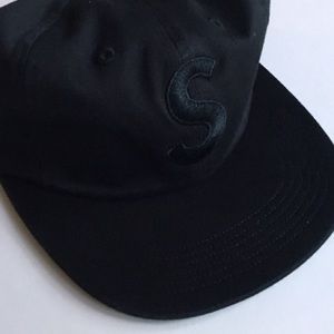 Supreme 17F/W Tonal S Logo 6-Panel Hat Black