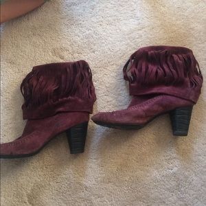 Born leather burgundy booties