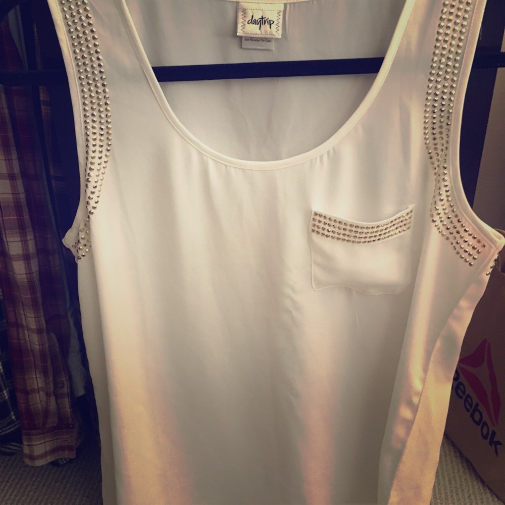NEVER WORN gold- accented white top