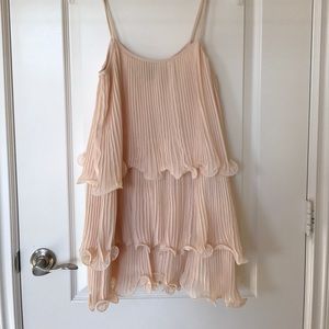 H&M Curly Pleated Dress