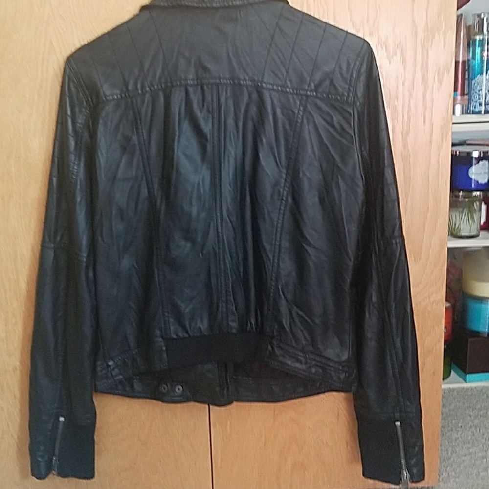 Leather jacket - Picture 2 of 2