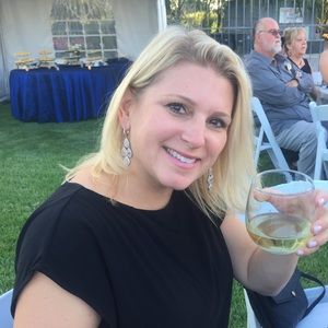 Meet your Posher, Julie