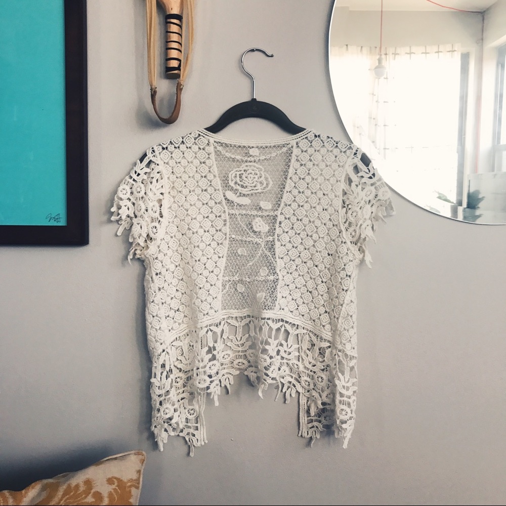 ❄️ Embroidered White Cotton Lace Vest | XS