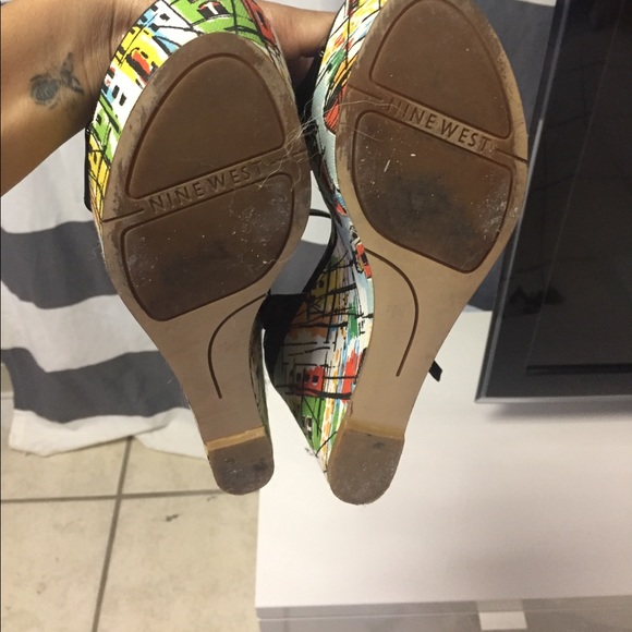 Nine West Printed Platform Shoes - Picture 6 of 7