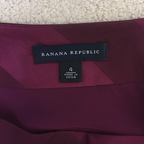 Banana Republic Assymetrical Silk Skirt NWOT 4 - Picture 3 of 5
