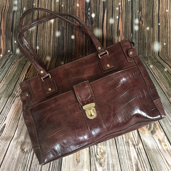 Liz Claiborne Handbags - Liz Claiborne Croc Embossed Handbag