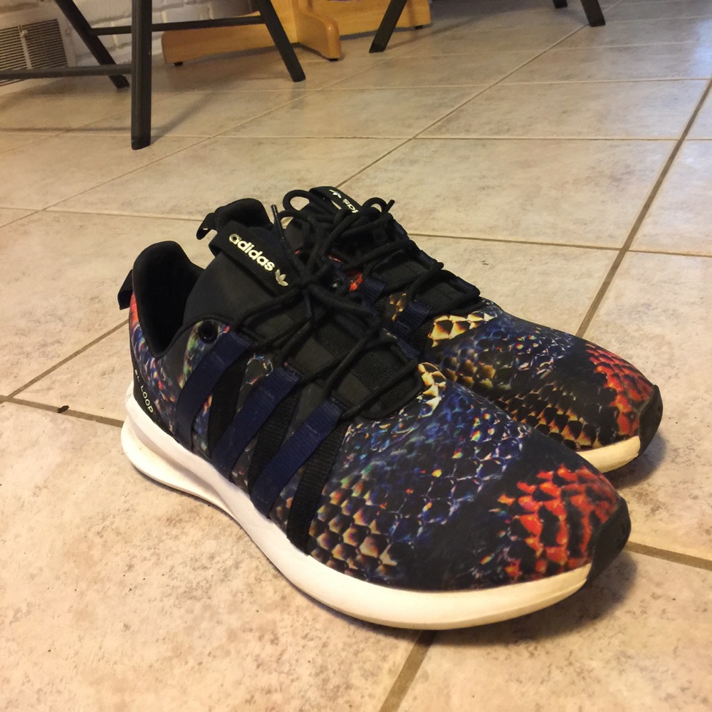 Adidas SL Loop . VERY NICE SHOE