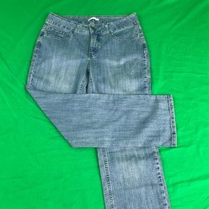 Women's Midrise Slimming Straight Leg Jean