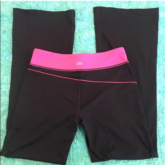 ALO Yoga Pants - Picture 1 of 4