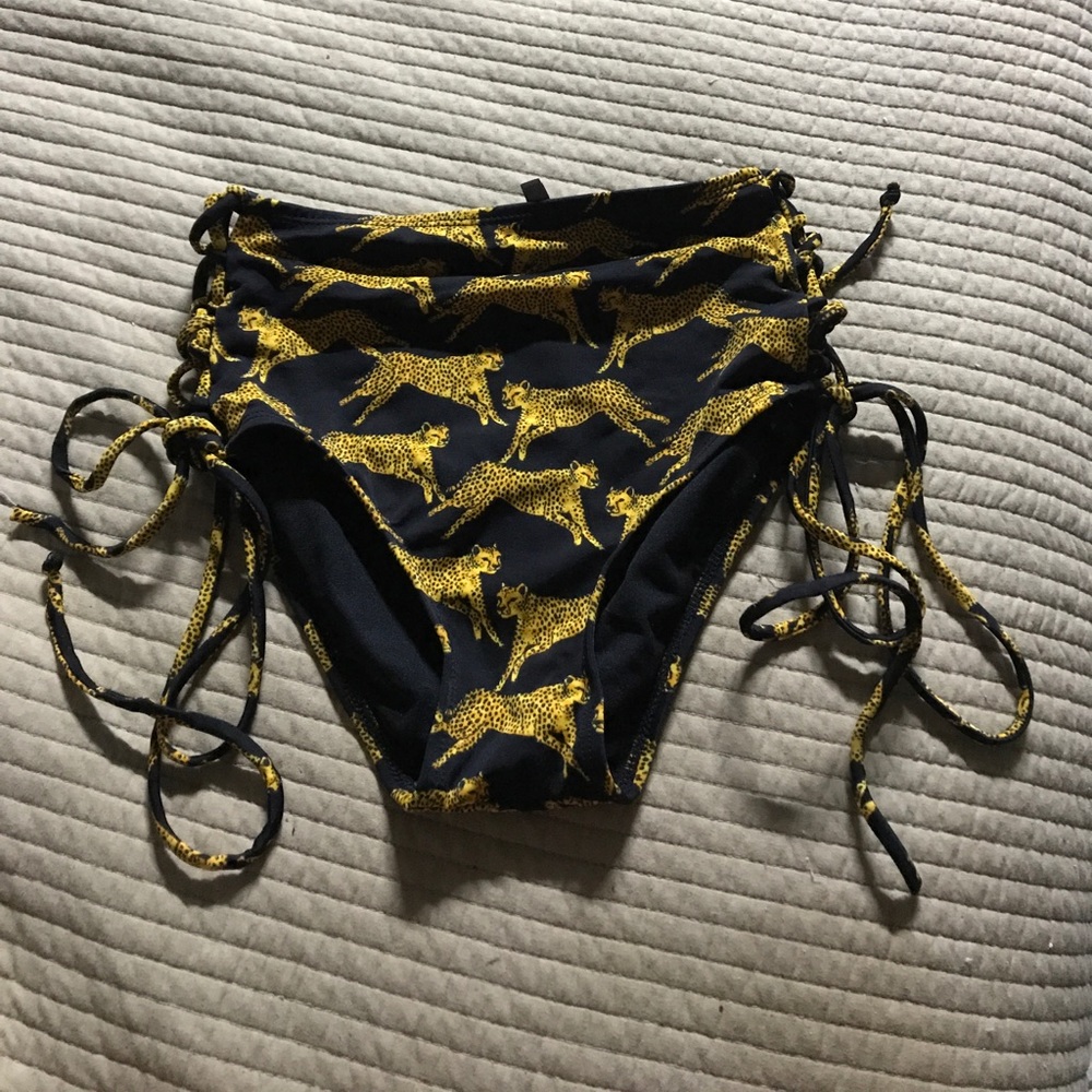 Beautiful leopard high waist bikini