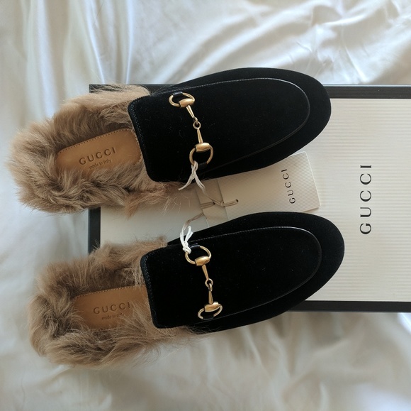 Gucci Princetown Black Velvet Slippers with Fur - Picture 3 of 4
