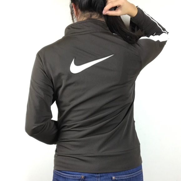 Nike zip up!! - Picture 6 of 8