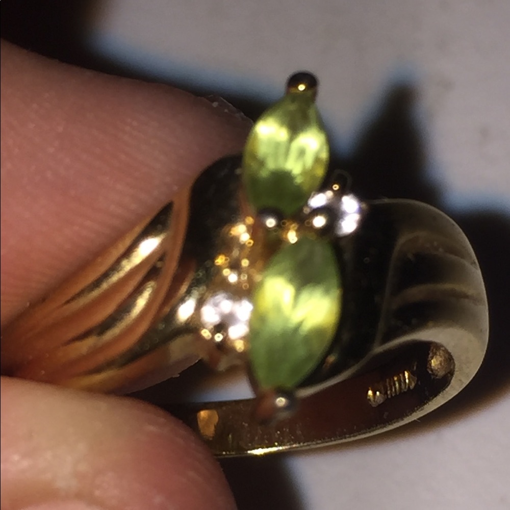 Ring - Picture 3 of 3