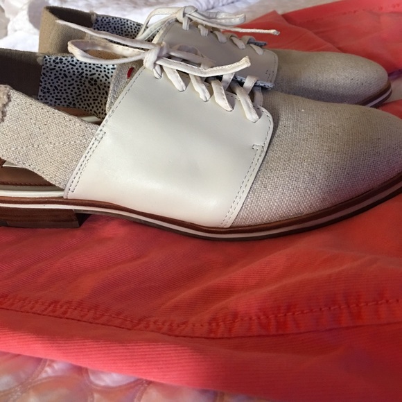 Dancing into the day in Ellen Degeneres shoes! - Picture 8 of 12