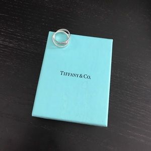Tiffany and co interlocking ring