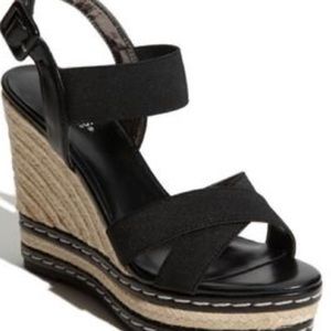 Charles David black wedge pumps