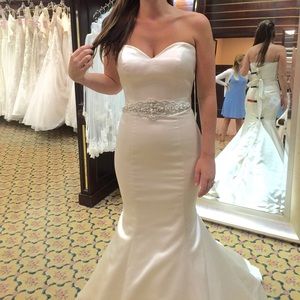 Stella York wedding dress style 6005