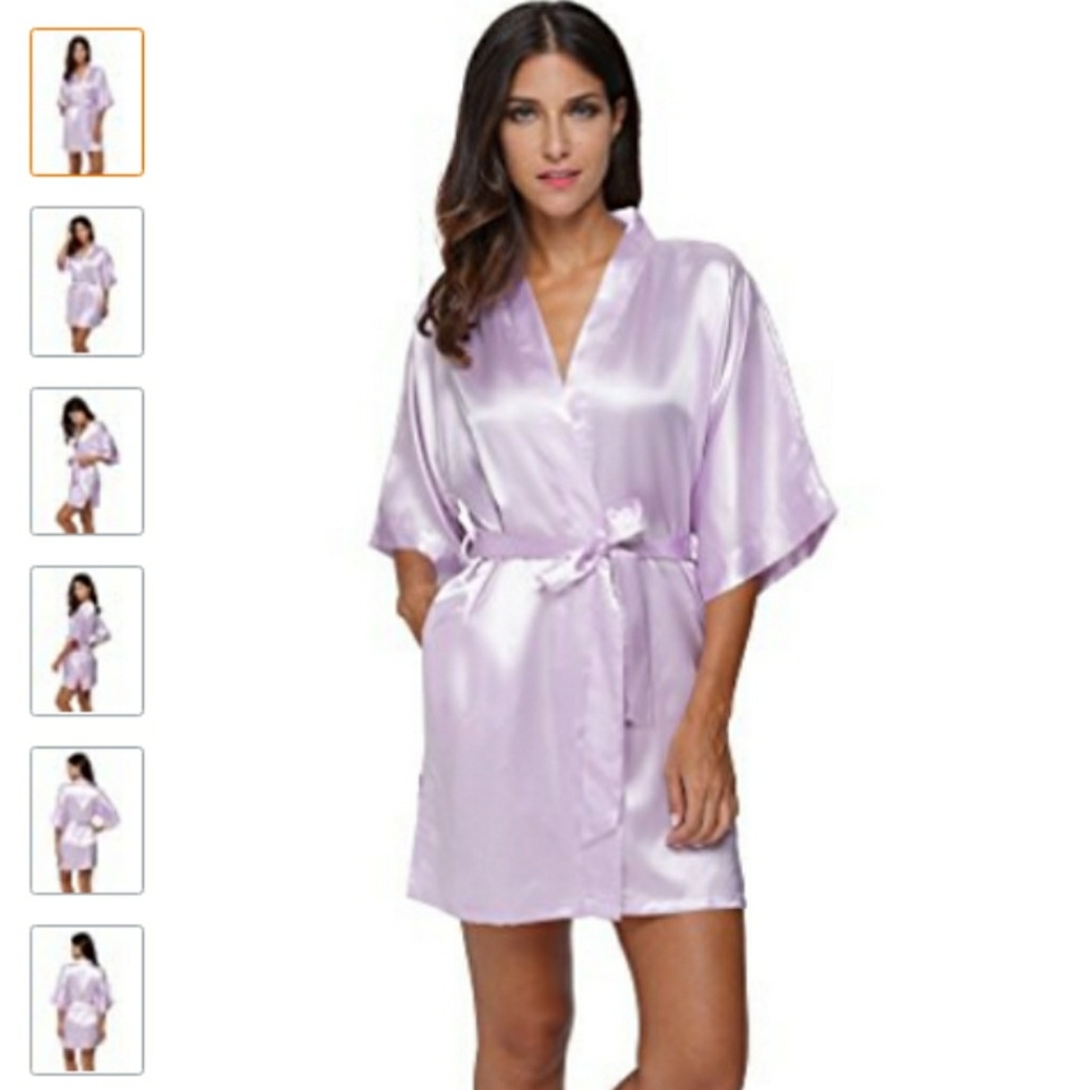Lilic robes