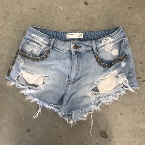 Zara Destroyed Denim Shorts // TRF Denim