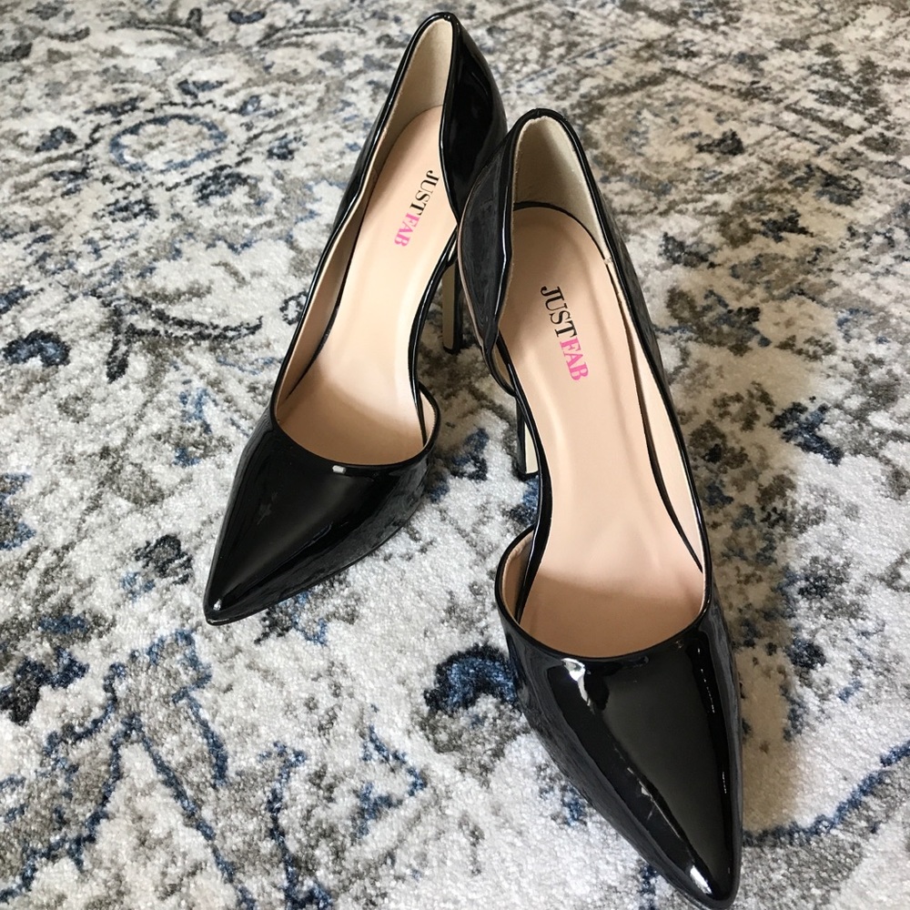 Size 8.5 Patent Leather Just Fab Pumps