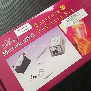 Manicure & pedicure set