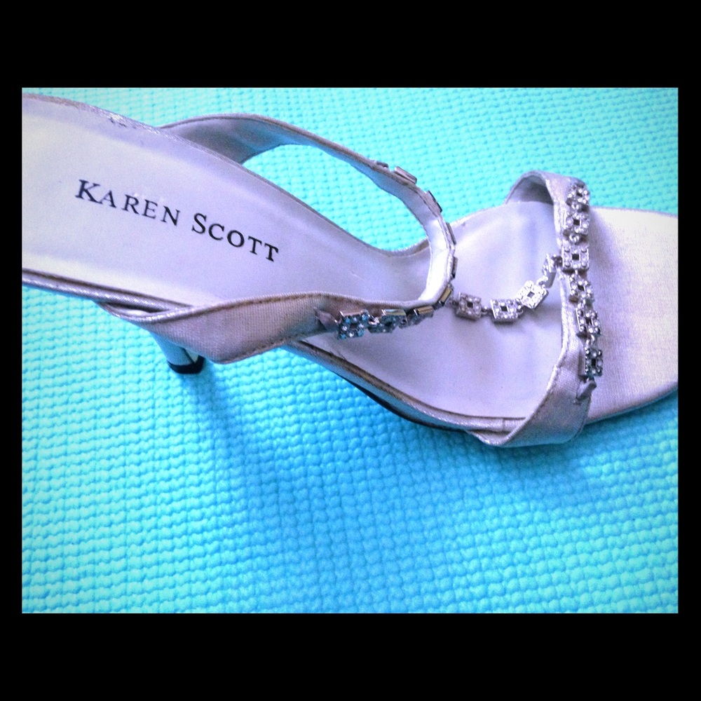 Karen Scott Heels