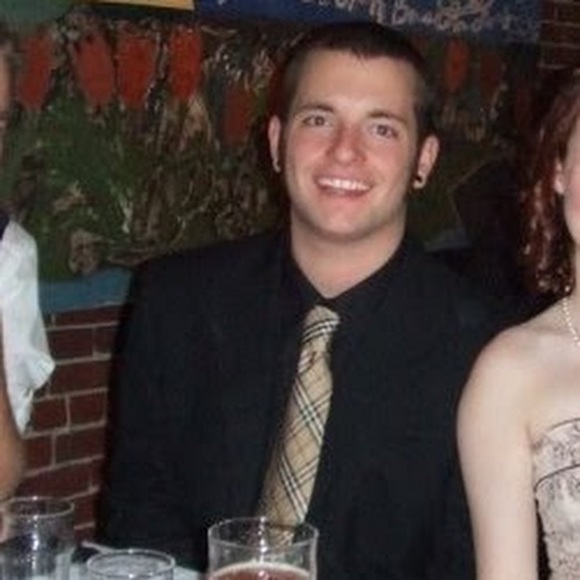 Meet your Posher, Alex - Picture 1 of 1