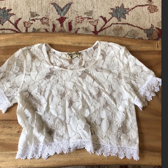 SOLD ❤HP❤ Show Me Your MuMu lace crop top M - Picture 4 of 5