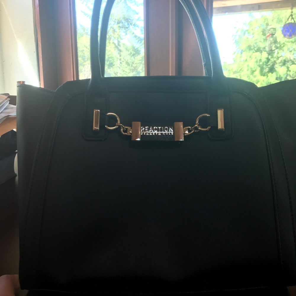 Kenneth Cole Reaction purse