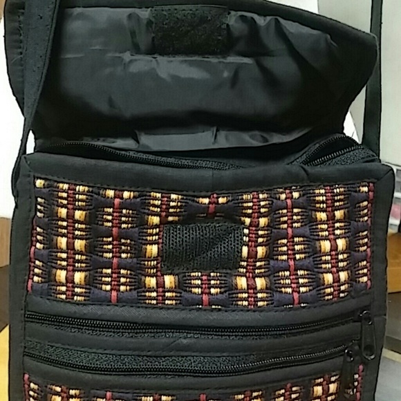 Handmade in Haiti - Picture 3 of 4